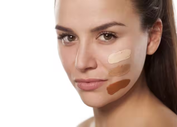 Mastering the Foundation: Choosing Between Liquid, Powder, and Cream for Flawless Skin